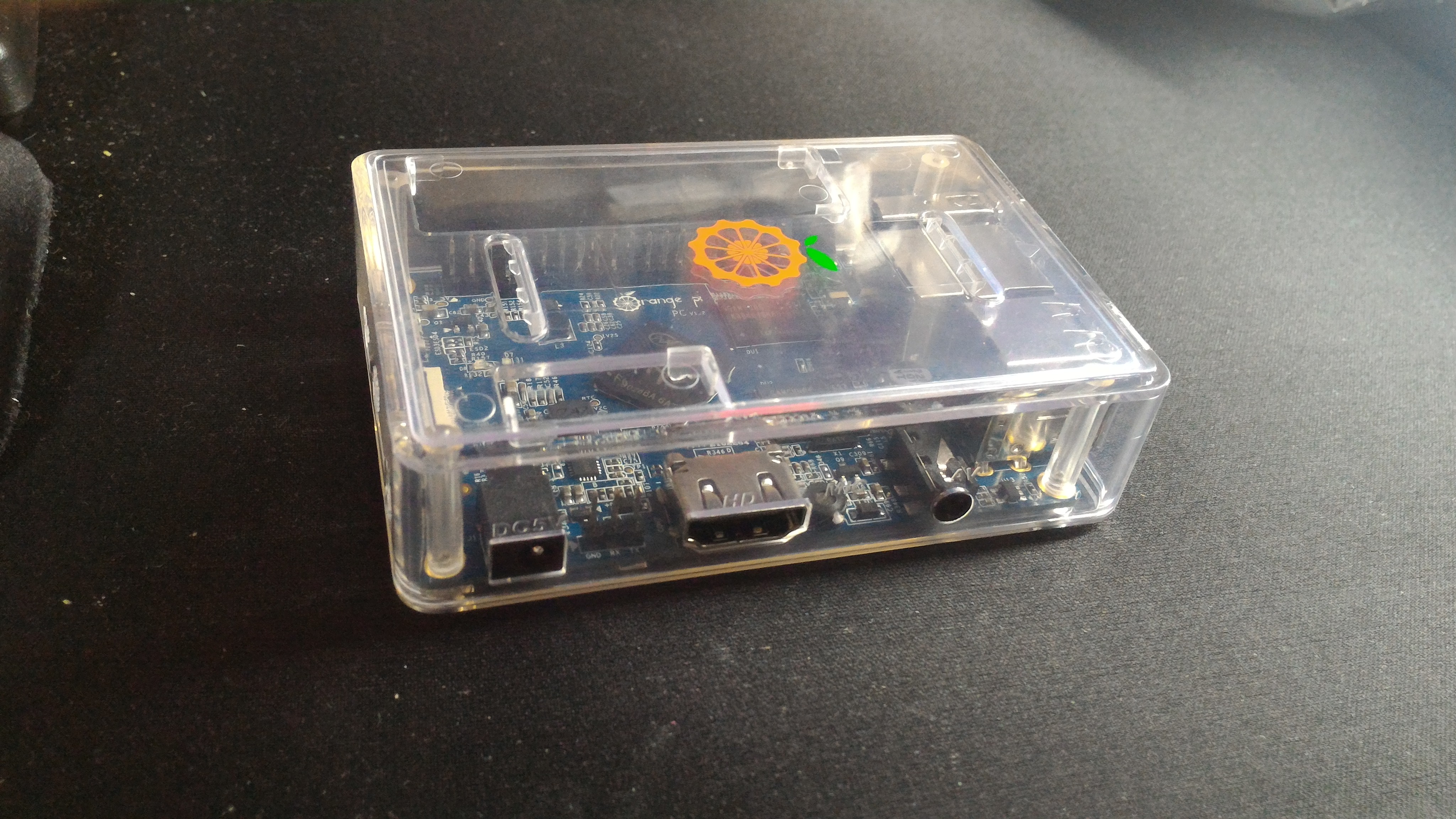 15ドルでRaspberry Pi 2以上の性能なOrange Pi PCを買ってRaspbianを入れてみた